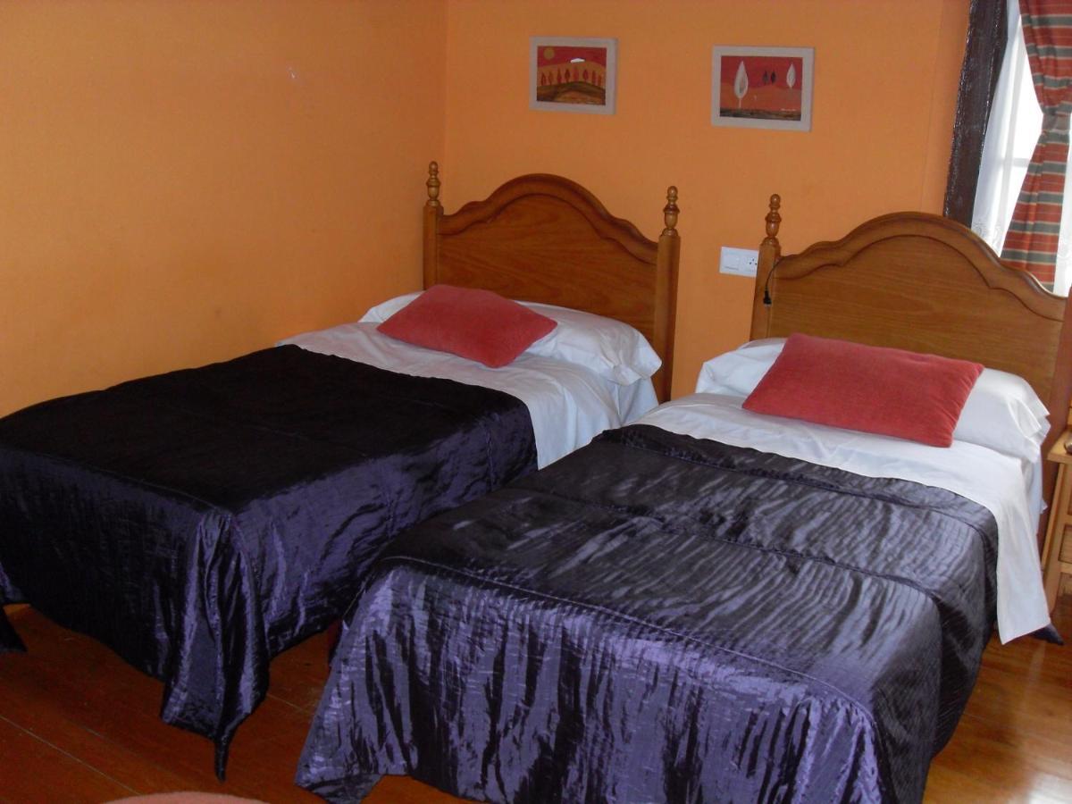 Hotel Asturias Arriondas Room photo